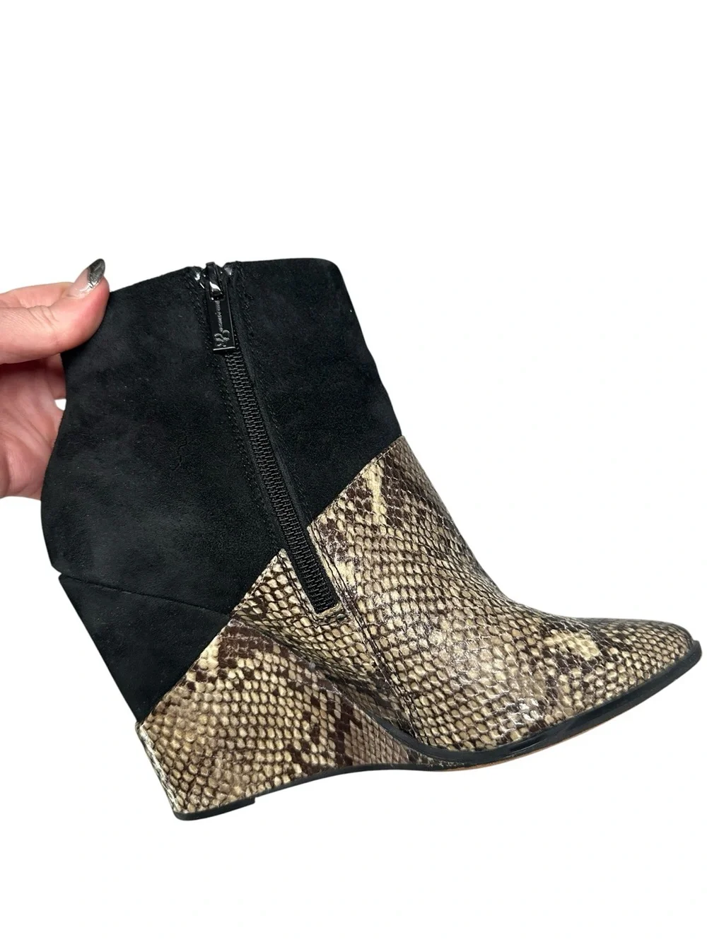 JESSICA SIMPSON / Black & Snake Print Wedge Ankle Booties / Pointed Toe Size 6.5